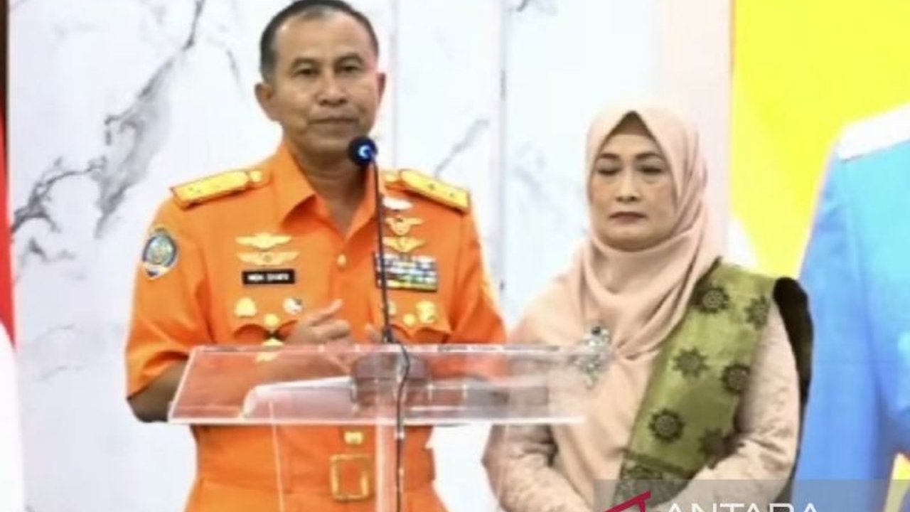 Kepala Basarnas yang baru, Mohammad Syafii, mengajak seluruh pihak untuk memberikan saran dan kritik demi meningkatkan pelayanan pencarian dan pertolongan (SAR).