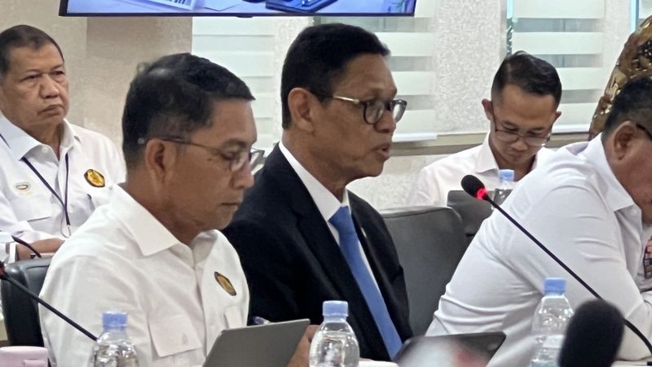 Wakil Menteri ESDM, Yuliot Tanjung, mengungkapkan bahwa BPI Danantara akan mempercepat pembiayaan proyek strategis nasional, termasuk hilirisasi, dengan modal sekitar US$900 miliar.