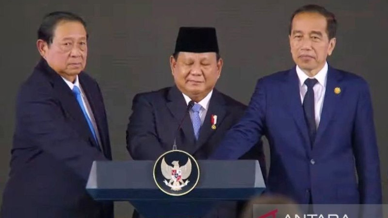 Presiden Prabowo Subianto mengumumkan peluncuran Danantara, Dana Kekayaan Negara Indonesia senilai lebih dari US$900 miliar, yang akan menjadi salah satu yang terbesar di dunia dan akan berinvestasi di berbagai proyek strategis nasional.
