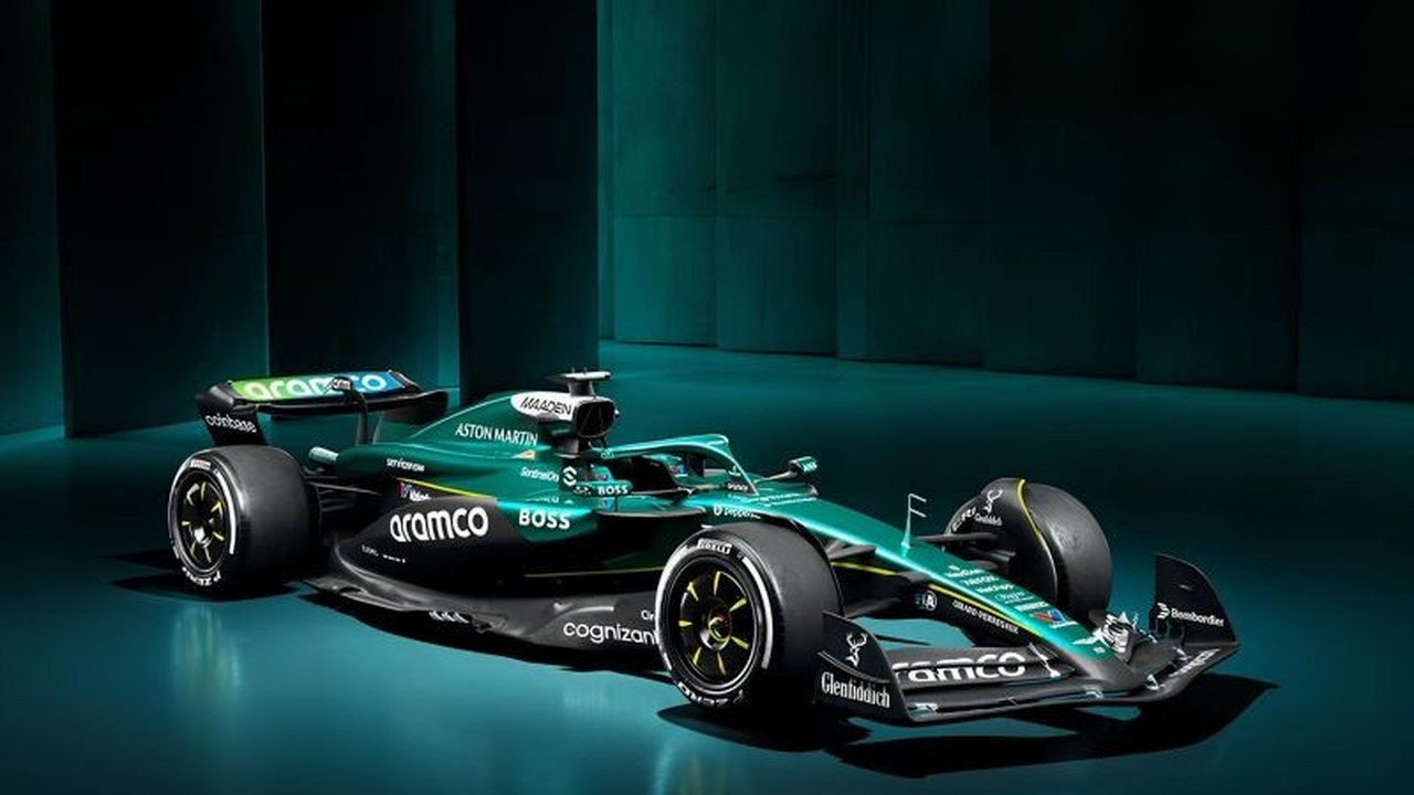 Aston Martin meluncurkan AMR25, mobil F1 andalannya untuk musim 2025, dengan target bangkit setelah performa mengecewakan di musim 2024, berharap Alonso dan Stroll dapat bersaing lebih kompetitif.
