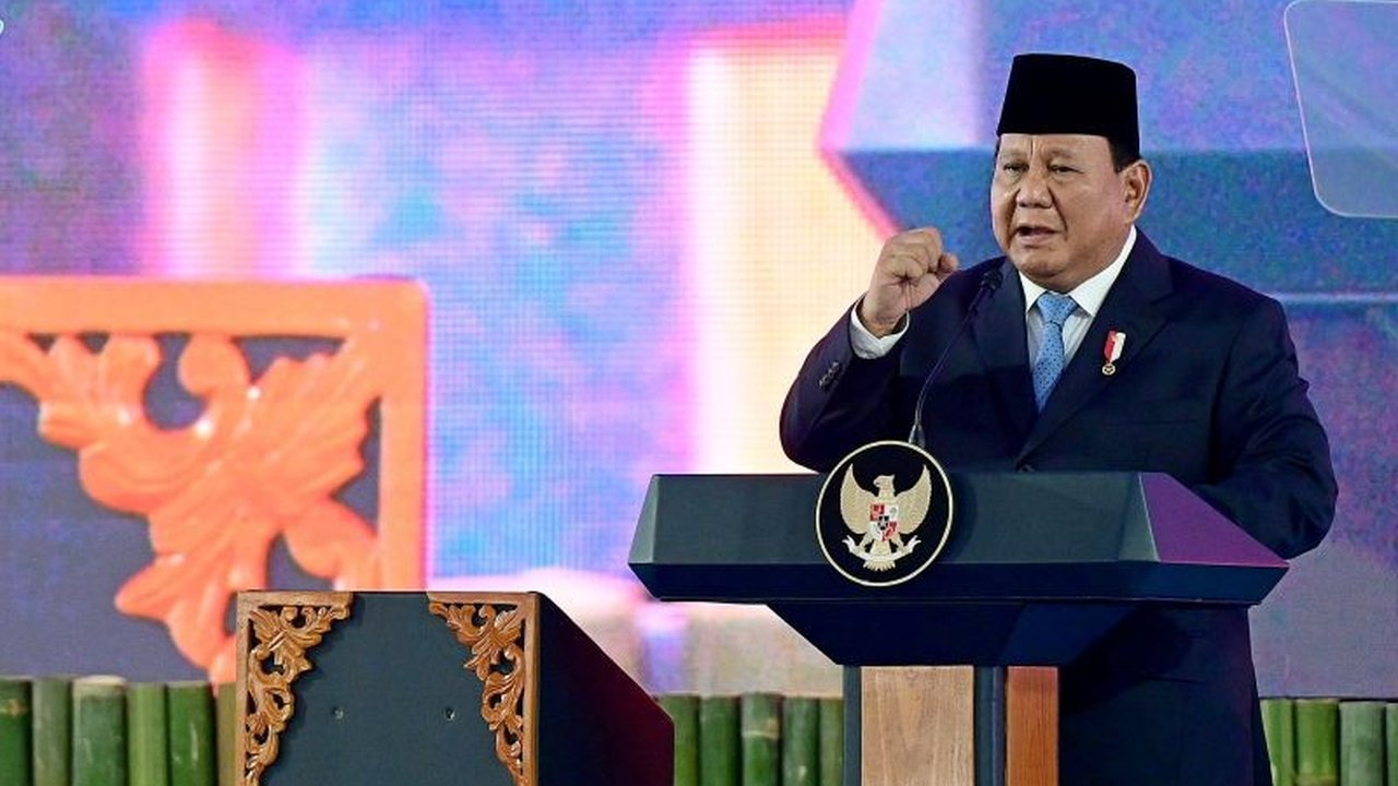 Peluncuran Danantara, superholding BUMN senilai lebih dari US$900 miliar, diharapkan dapat mendorong lebih banyak BUMN Indonesia masuk daftar Fortune Global 500 dan memperkuat ekonomi nasional.
