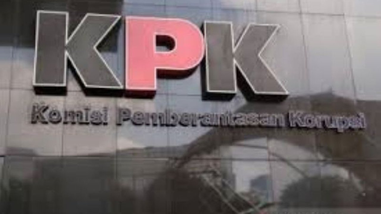 Laporan Harta Kekayaan Penyelenggara Negara (LHKPN) terbukti efektif dalam memberantas korupsi di Indonesia, dengan beberapa pejabat tinggi dijatuhi hukuman berdasarkan temuan ketidaksesuaian dalam laporannya.