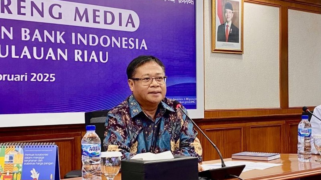 Bank Indonesia Kepri gencar promosikan QRIS lintas negara untuk kemudahan transaksi wisatawan di Batam, didukung data transaksi yang menjanjikan.