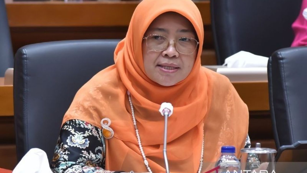 Jelang Ramadhan, Anggota Komisi IX DPR, Kurniasih Mufidayati, mendorong BPOM untuk meningkatkan pengawasan dan edukasi keamanan pangan guna melindungi masyarakat dari risiko konsumsi pangan berbahaya.