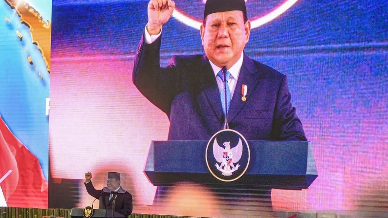 Presiden Prabowo Subianto meluncurkan Danantara, Badan Pengelola Investasi senilai lebih dari 900 miliar dolar AS, dengan komitmen transparansi dan akuntabilitas tinggi untuk kemakmuran Indonesia.