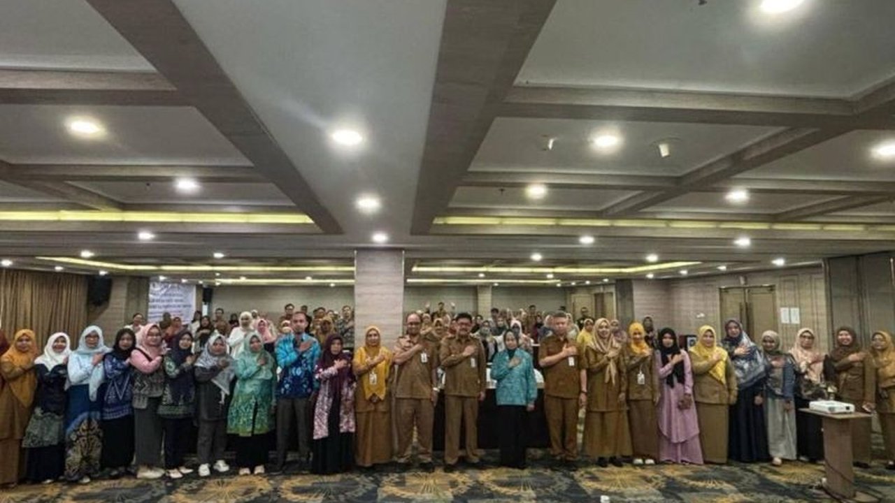 Dinas Kesehatan Kalimantan Selatan fokus pada pemberian makanan tambahan (PMT) lokal untuk mengatasi masalah gizi buruk pada ibu hamil dan balita di tahun 2025 guna menurunkan angka stunting.