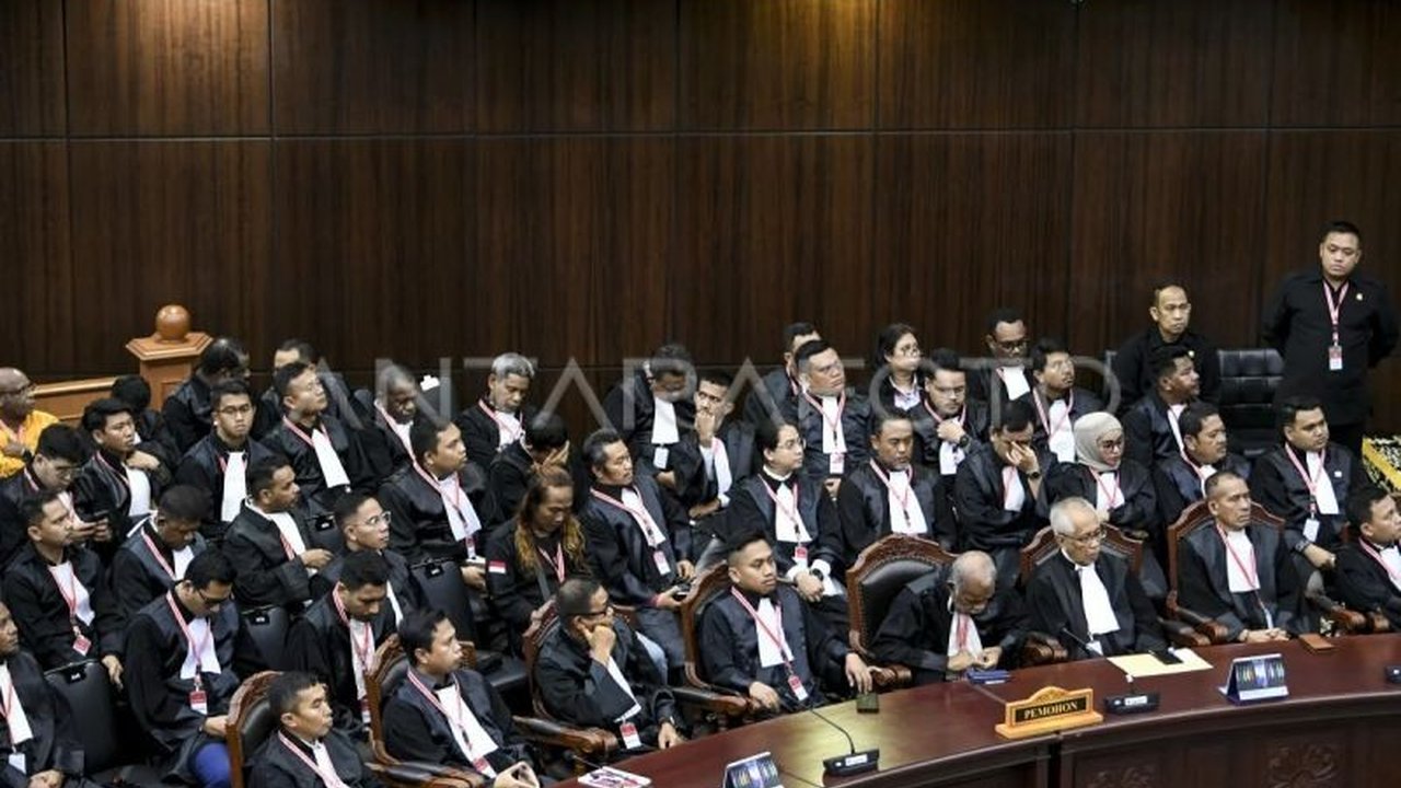 Kapolres Belu, AKBP Benny Miniani Arief, menyatakan kondisi keamanan di Belu tetap kondusif menjelang putusan sengketa Pilkada di Mahkamah Konstitusi, dengan 500 personel gabungan disiagakan.