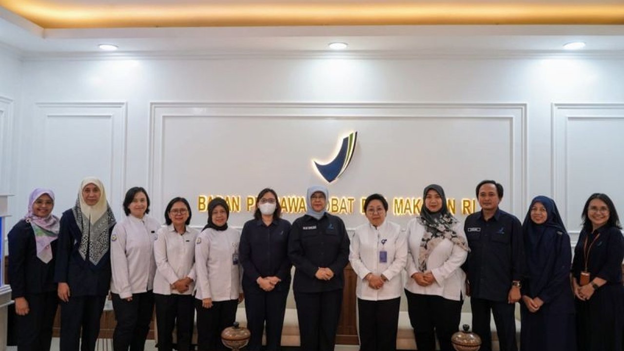 Kementerian Kelautan dan Perikanan (KKP) dan Badan Pengawas Obat dan Makanan (BPOM) berkolaborasi meningkatkan ekspor produk perikanan Indonesia ke Arab Saudi yang masih rendah, dengan target peningkatan signifikan pada tahun-tahun mendatang.