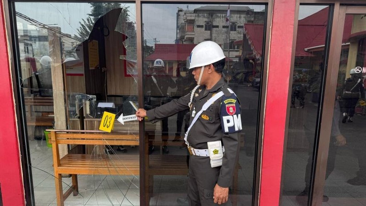 Pangdam VI/Mulawarman menyatakan sejumlah prajurit diperiksa terkait penyerangan Mapolres Tarakan, Kaltara, yang mengakibatkan luka-luka pada polisi dan kerusakan fasilitas kantor.