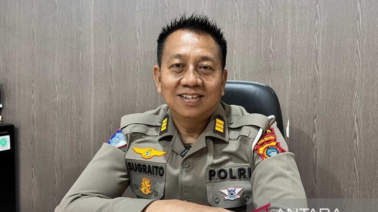 Ditlantas Polda Babel berinovasi untuk memudahkan masyarakat membayar pajak kendaraan dengan berbagai program seperti Samsat Drive Thru, Samsat Keliling, dan Samsat Door to Door, meningkatkan pendapatan daerah sekaligus kesadaran pajak.