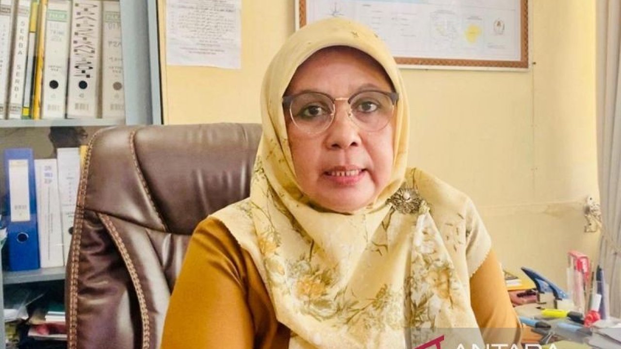 Pemkab Aceh Barat mewajibkan perusahaan memberikan tunjangan Meugang kepada karyawannya menjelang Ramadhan, Idul Fitri, dan Idul Adha berdasarkan Qanun Aceh dan SK Gubernur Aceh, dengan sanksi administratif bagi yang melanggar.