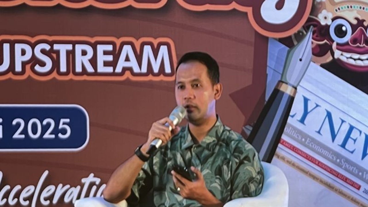 Pertamina menunggu revisi Perpres 191 Tahun 2014 untuk lebih efektif mengontrol distribusi solar subsidi, sementara itu QR code diterapkan untuk memetakan pengguna.