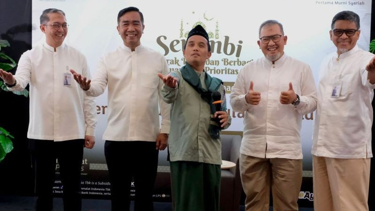 Bank Muamalat berkolaborasi dengan Baitulmaal Muamalat (BMM) meluncurkan layanan pembayaran zakat, infak, sedekah (ZIS), konsultasi waris, dan berbagai program keuangan syariah inovatif untuk nasabahnya.
