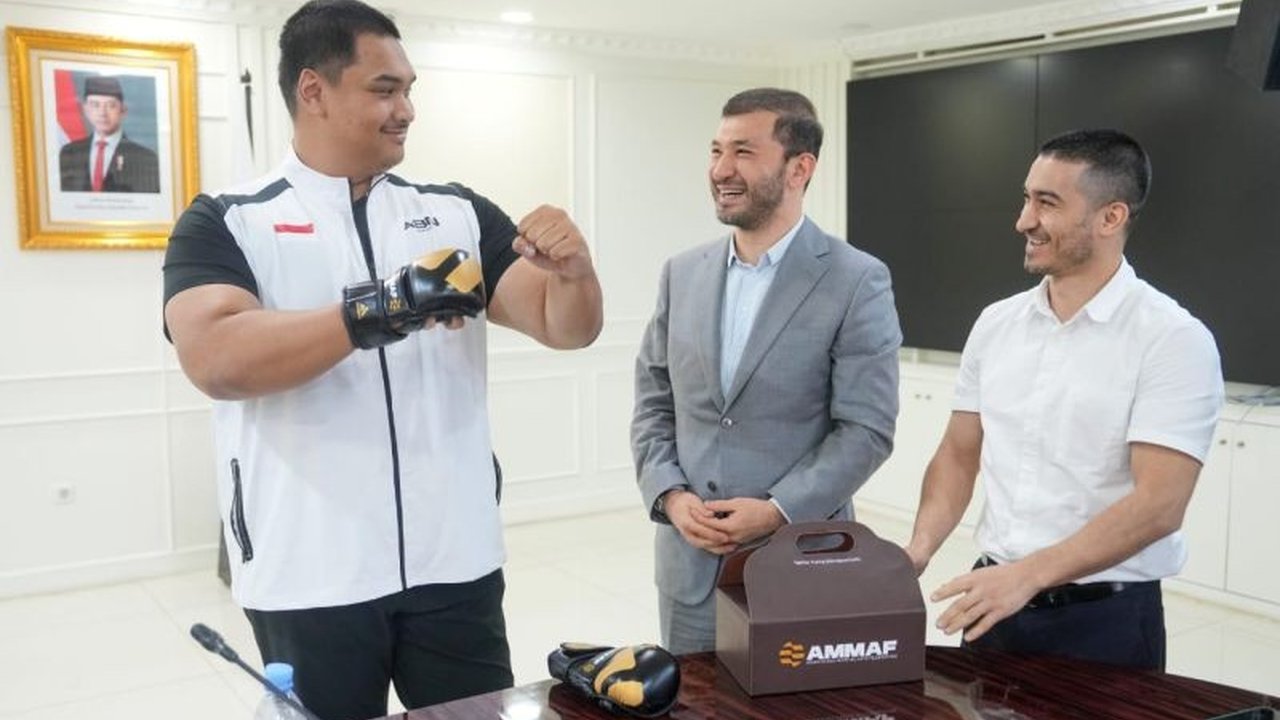 Kemenpora gandeng AMMAF untuk kembangkan atlet MMA muda Indonesia berusia 10-17 tahun agar dapat bersaing di kancah internasional melalui pembinaan dan pelatihan intensif.