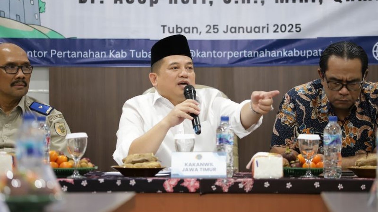 Badan Pertanahan Nasional (BPN) Jawa Timur mendorong percepatan sertifikasi 5.000 tanah wakaf di Tuban untuk memberikan kepastian hukum bagi tempat ibadah dan pondok pesantren.