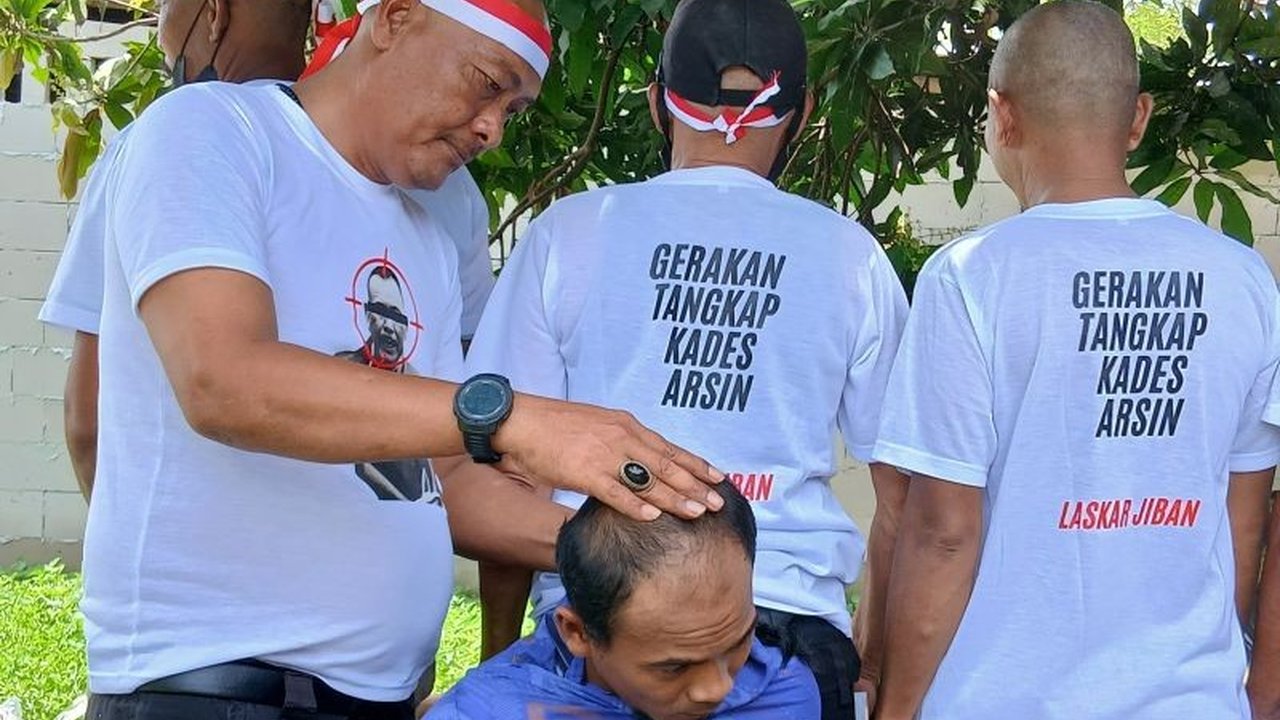 Apresiasi Pengungkapan Kasus Pagar Laut: Warga Tangerang Cukur Gundul Massal