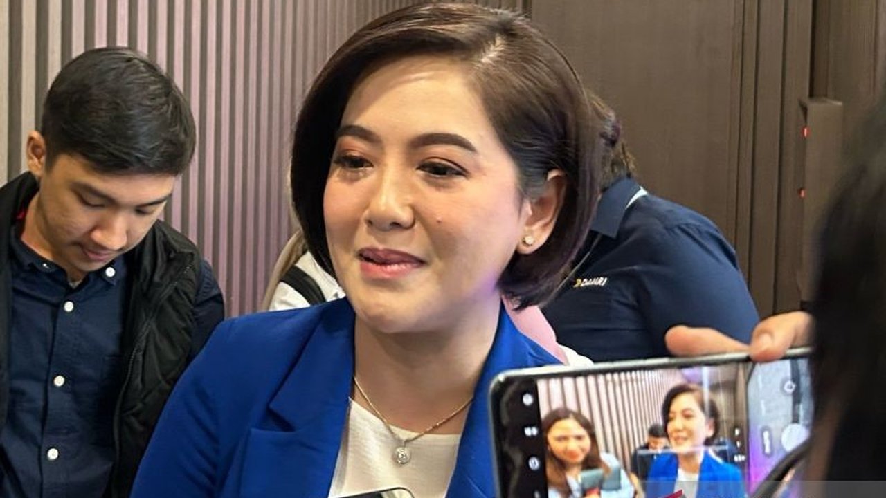 Tujuh tersangka ditetapkan Kejaksaan Agung terkait kasus korupsi Pertamina senilai Rp193,7 triliun, Kementerian BUMN menyatakan terus berkomunikasi dengan Pertamina.