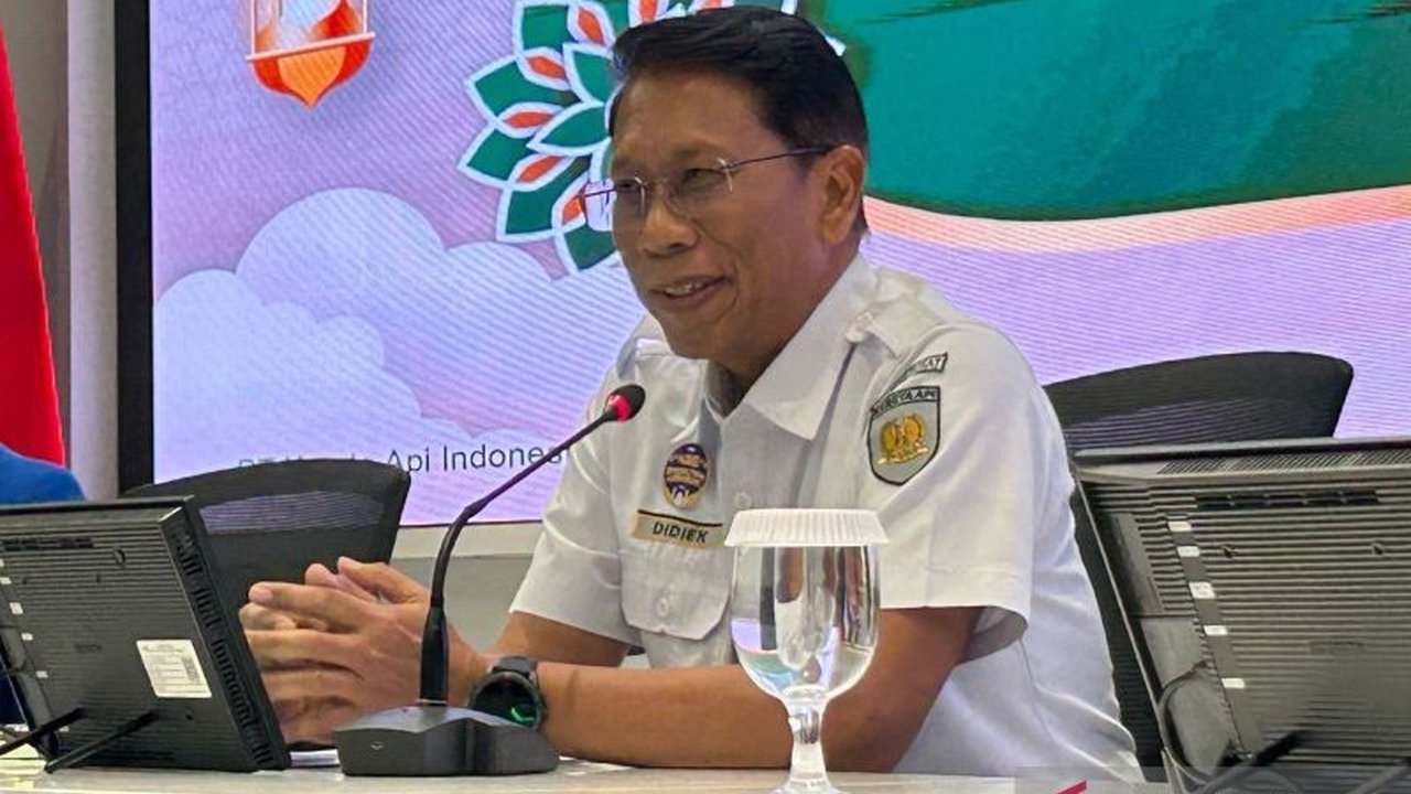 PT Kereta Api Indonesia (KAI) memberikan diskon tiket kereta api hingga 20 persen dan tiket super murah melalui flash sale untuk periode Lebaran 2025, mulai 18 Maret mendatang.