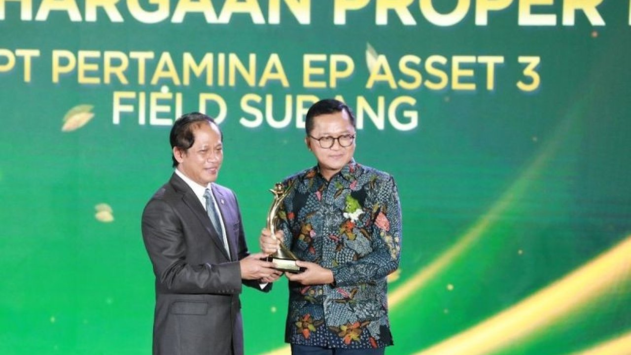 Pertamina EP Subang Field meraih penghargaan Proper Emas 2024 dari KLH berkat komitmennya terhadap keberlanjutan lingkungan dan pemberdayaan masyarakat melalui berbagai inovasi dan program TJSL.