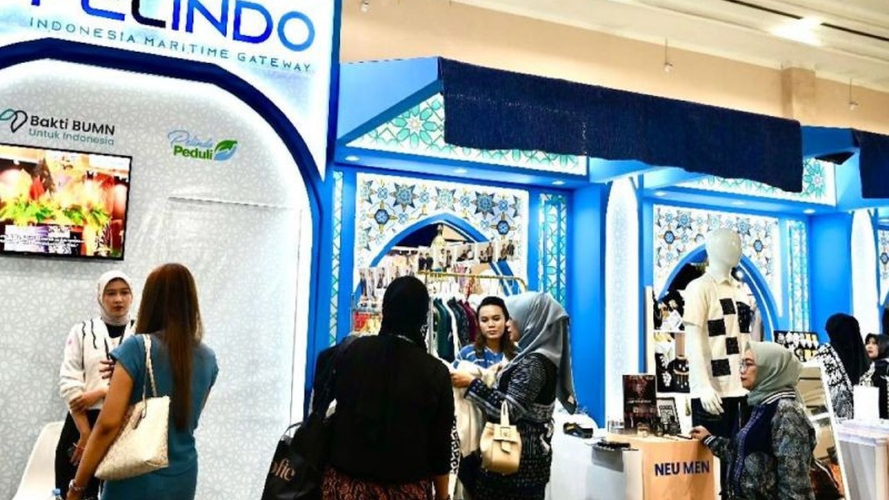 Dua belas UMK binaan Pelindo berhasil memanfaatkan Muslim Fashion Festival 2025 untuk memperluas pasar dan meningkatkan daya saing produk fesyen muslim mereka.