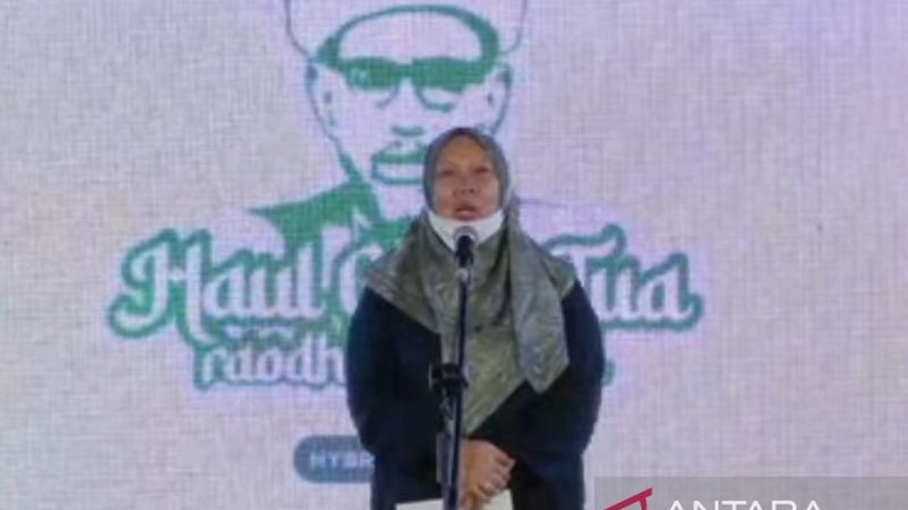 Gubernur Sulawesi Tengah mengeluarkan kebijakan efisiensi anggaran tahun 2025 dengan menunda sementara perjalanan dinas dan kegiatan OPD, kecuali yang bersifat mendesak, sebagai respons atas pengurangan dana transfer dari pemerintah pusat.