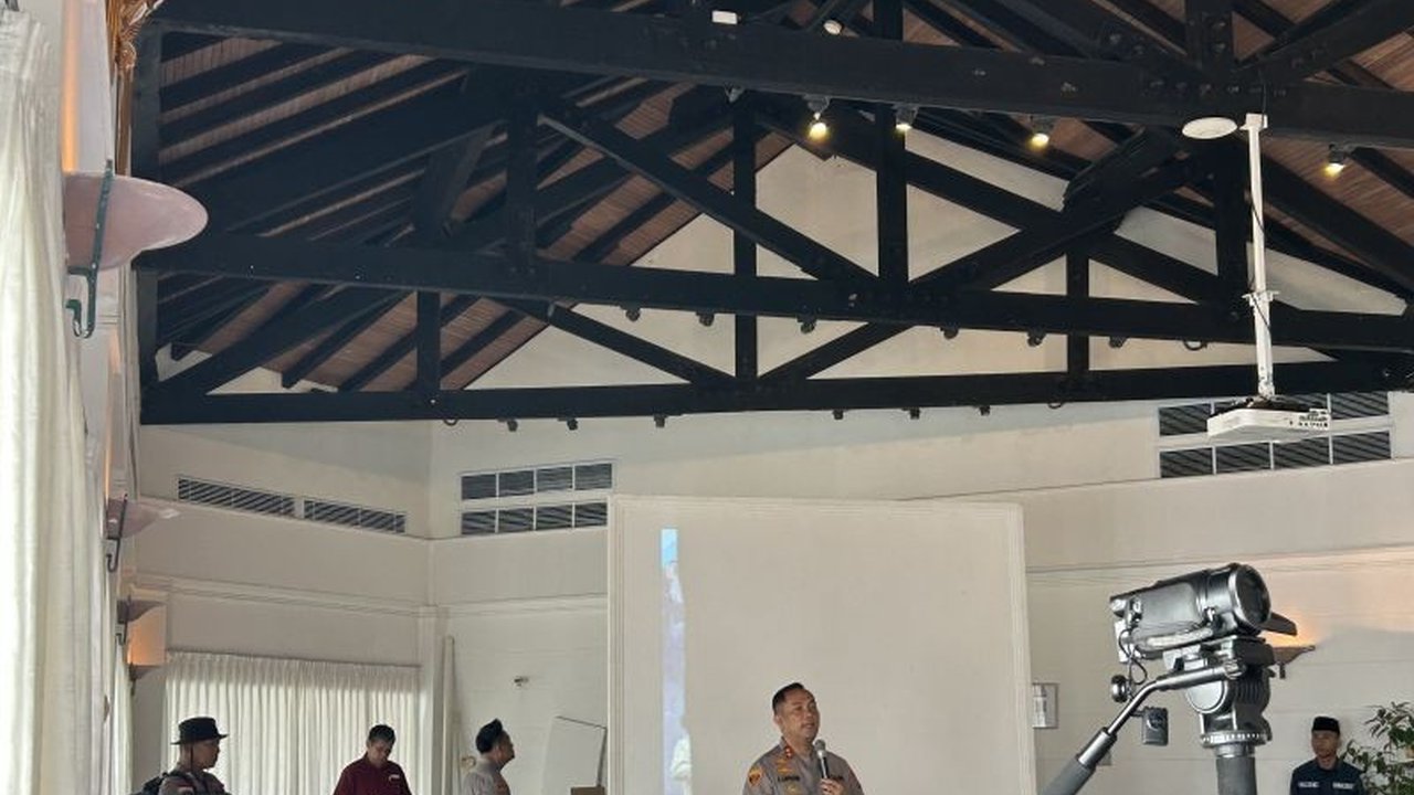 Polda Kepri berkolaborasi dengan Badan Gizi Nasional (BGN) siapkan 3.000 paket Makan Bergizi Gratis (MBG) tahap III per hari untuk siswa di Batam, dengan memanfaatkan sumber daya internal.