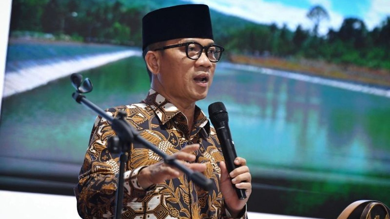 Menteri Desa PDT Yandri Susanto mengajak kepala daerah se-Indonesia untuk menjadikan desa sebagai sentra ekonomi baru guna meningkatkan kesejahteraan masyarakat, khususnya melalui program Makan Bergizi Gratis.