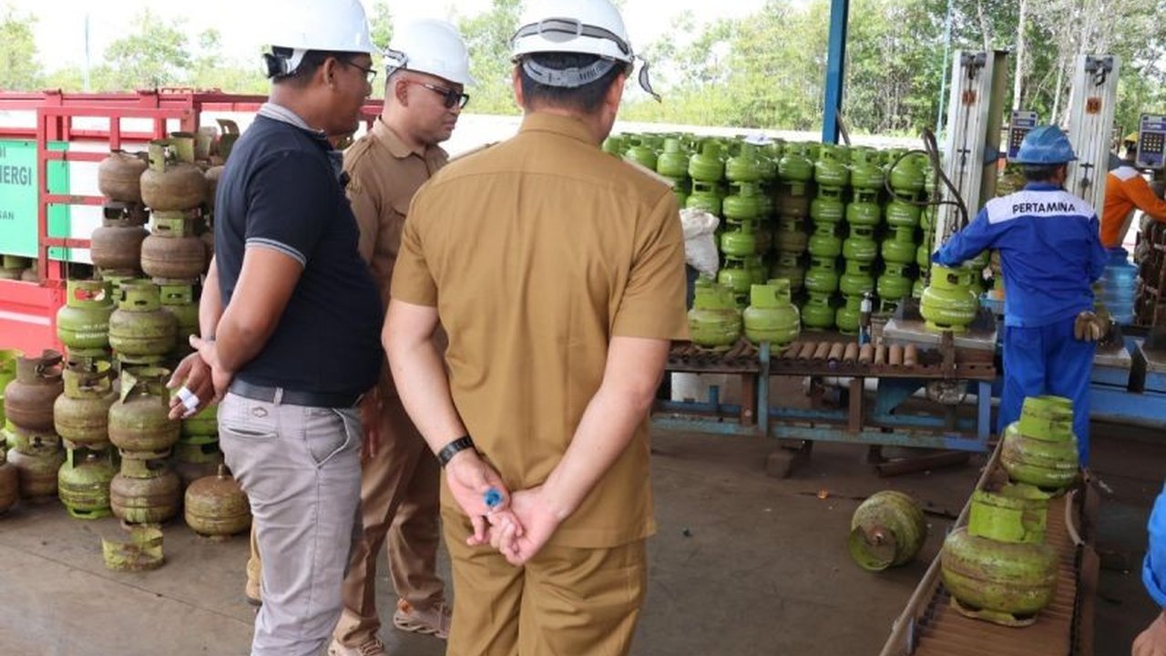 Jelang Ramadhan, Disdagperin Kalimantan Tengah perketat pengawasan distribusi elpiji 3 kg untuk memastikan ketersediaan dan harga tetap stabil di pasaran.