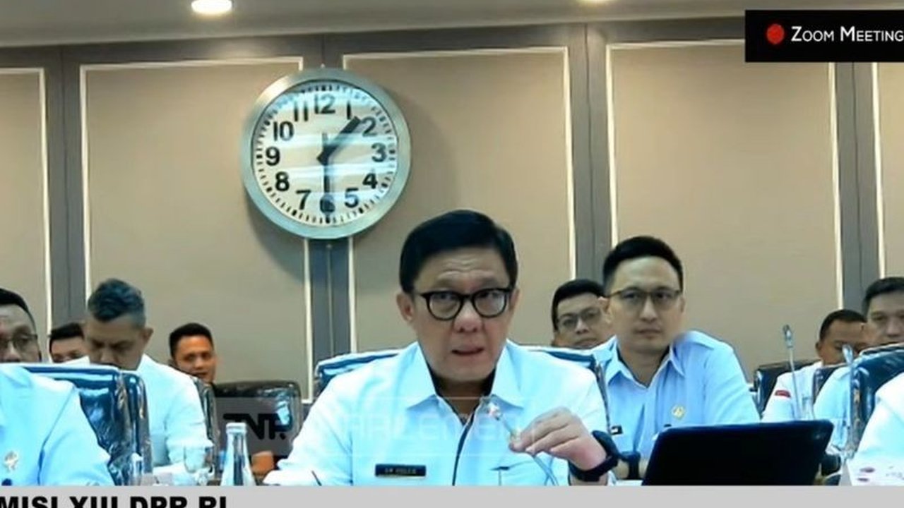 Plt Dirjen Imigrasi melaporkan peningkatan signifikan perlintasan WNA di wilayah timur Indonesia, melampaui wilayah barat pada periode 2023-Januari 2025, terutama melalui Bali, Makassar, dan Manado.