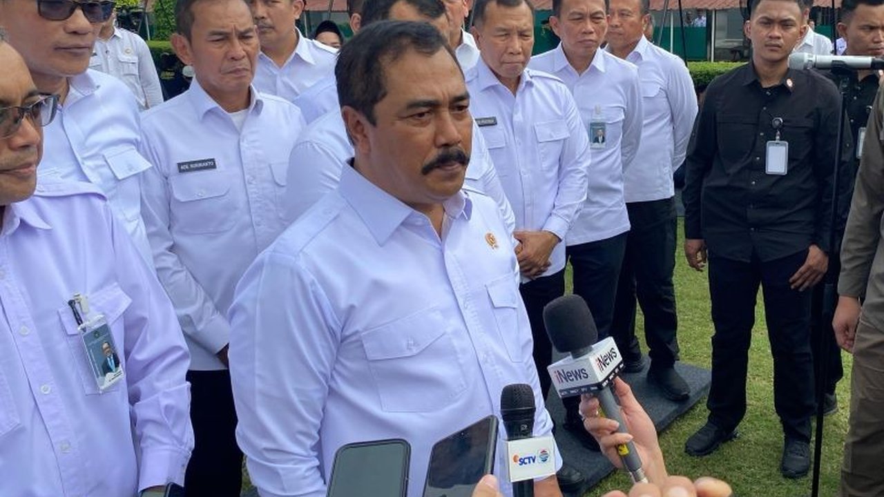 Presiden Prabowo Subianto akan memberikan amnesti kepada 19.337 narapidana yang memenuhi kriteria tertentu, seperti usia lanjut, sakit kronis, ibu hamil, dan pecandu narkoba yang menjalani rehabilitasi, menjelang Idul Fitri.