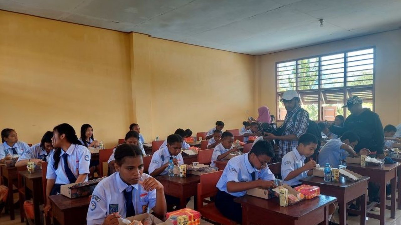 Program MBG Dukung Proses Belajar Siswa SMP Don Bosco Sorong, Namun Implementasi Terkendala