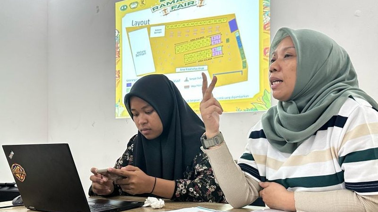 Sebanyak 50 UMKM asal Gowa akan meramaikan Gowa Ramadhan Fair 2025 yang berlangsung selama Ramadhan di Zona A Ruang Terbuka Hijau Syekh Yusuf, menawarkan beragam produk dan hiburan.