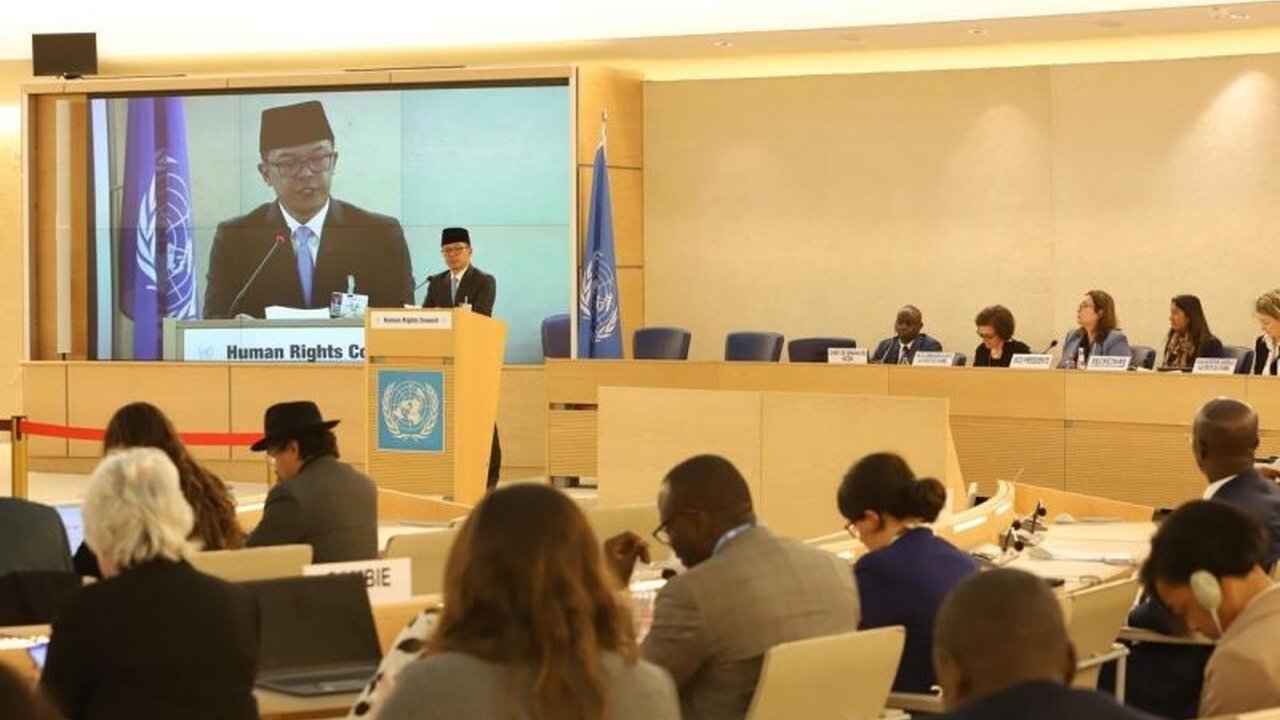 Menteri Luar Negeri RI, Sugiono, menegaskan komitmen Indonesia terhadap HAM di Sidang Dewan HAM PBB ke-58 di Jenewa, menekankan pendekatan yang adil dan berprinsip di tengah tantangan global.