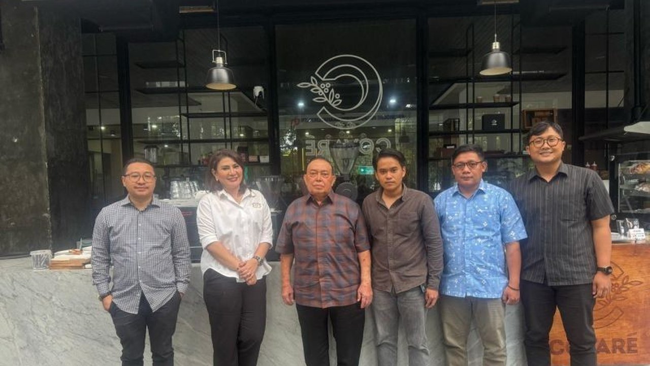 Pemerintah Provinsi Sulawesi Barat (Sulbar) berkomitmen mempermudah investasi, dibuktikan dengan dukungan penuh terhadap PT PPI yang berencana mengembangkan bisnis perdagangan di wilayah tersebut untuk meningkatkan perekonomian dan kesejahteraan masyaraka