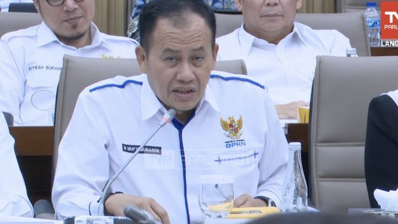 BPKN mendesak Pertamina bertanggung jawab atas dugaan pengoplosan Pertalite menjadi Pertamax, yang merugikan konsumen dan melanggar UU Perlindungan Konsumen.