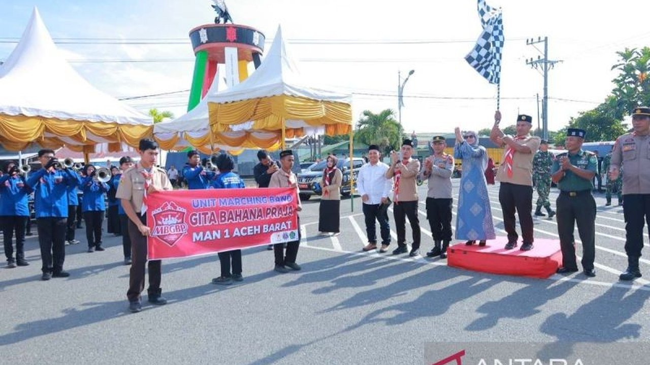 Pemerintah Kabupaten Aceh Barat menggelar pawai tarhib meriah, melibatkan Pramuka, pelajar, dan masyarakat, untuk menyambut bulan suci Ramadhan dengan semangat keimanan dan ketaqwaan.