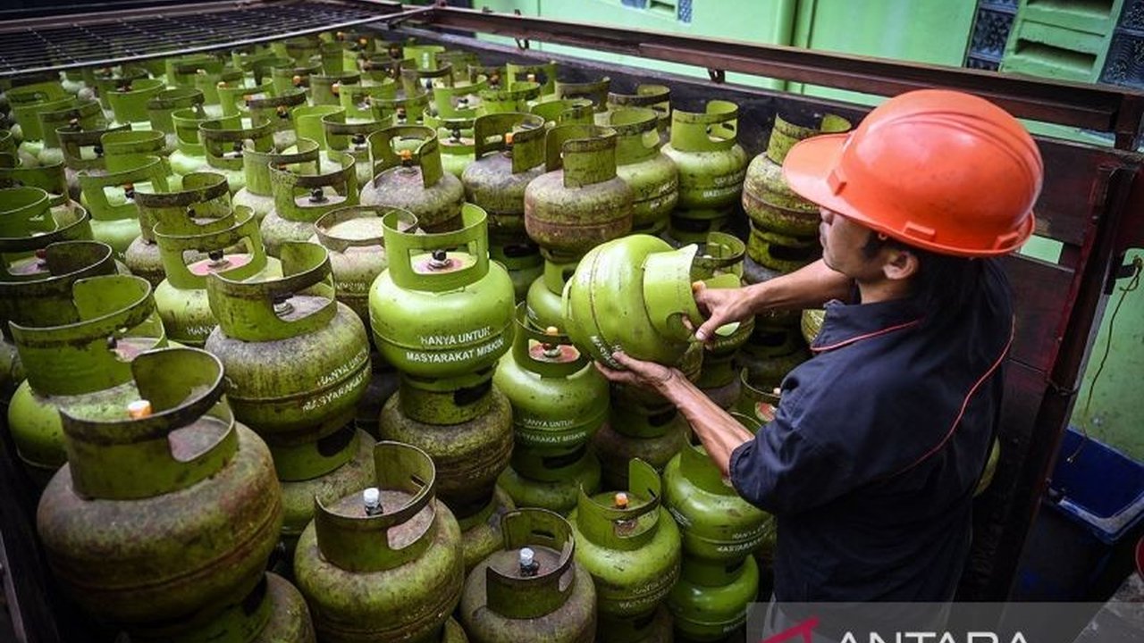 Kementerian ESDM melakukan penyesuaian pejabat tinggi untuk akselerasi organisasi dan pengawasan distribusi LPG 3 Kg yang sempat menimbulkan kepanikan masyarakat.