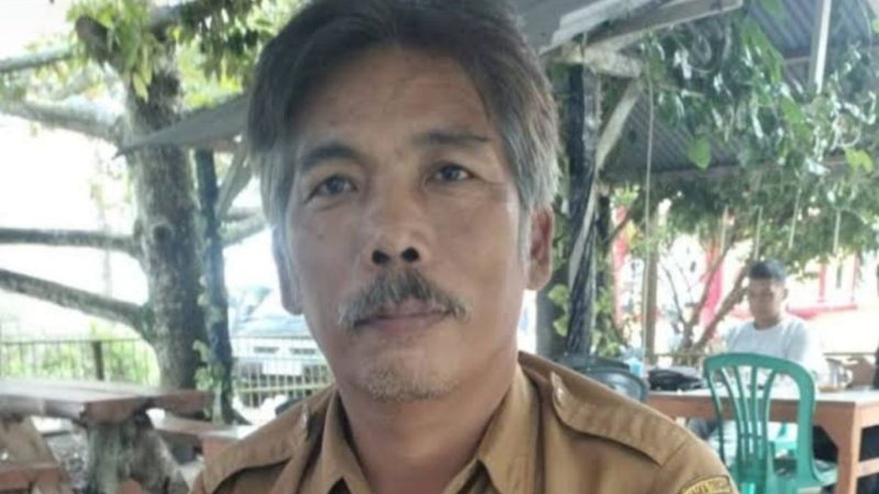 Pemerintah Kabupaten Bangka Tengah menjalankan tiga program andalan, yaitu Bunda Baca, Baling Bambu, dan Sibuk, untuk meningkatkan minat baca dan literasi di daerah tersebut.