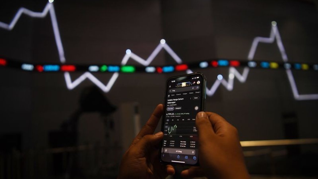 Indeks Harga Saham Gabungan (IHSG) dibuka menguat signifikan pada perdagangan Rabu pagi, didorong sentimen positif dan kenaikan indeks LQ45.