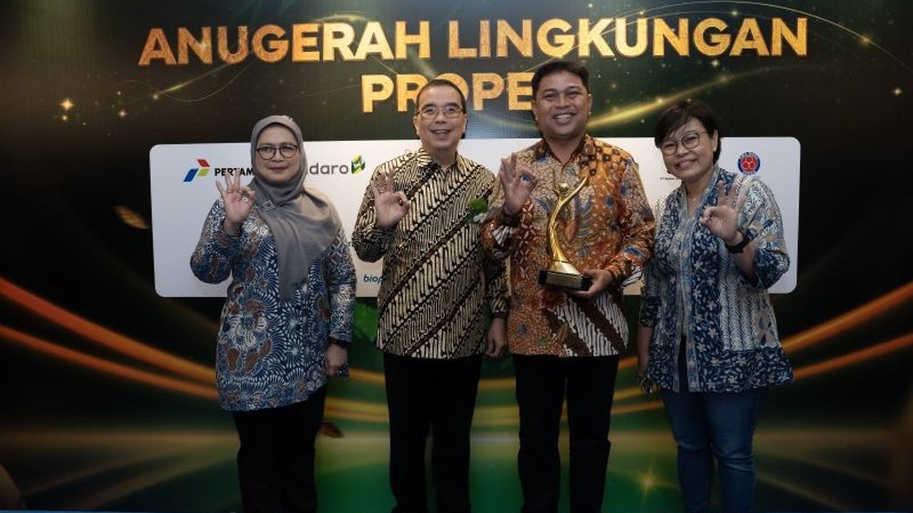 PT Indocement Tunggal Prakarsa Tbk kembali mendapatkan penghargaan Proper Emas 2025 dari Kementerian Lingkungan Hidup atas komitmennya terhadap keberlanjutan lingkungan dan pengurangan limbah.
