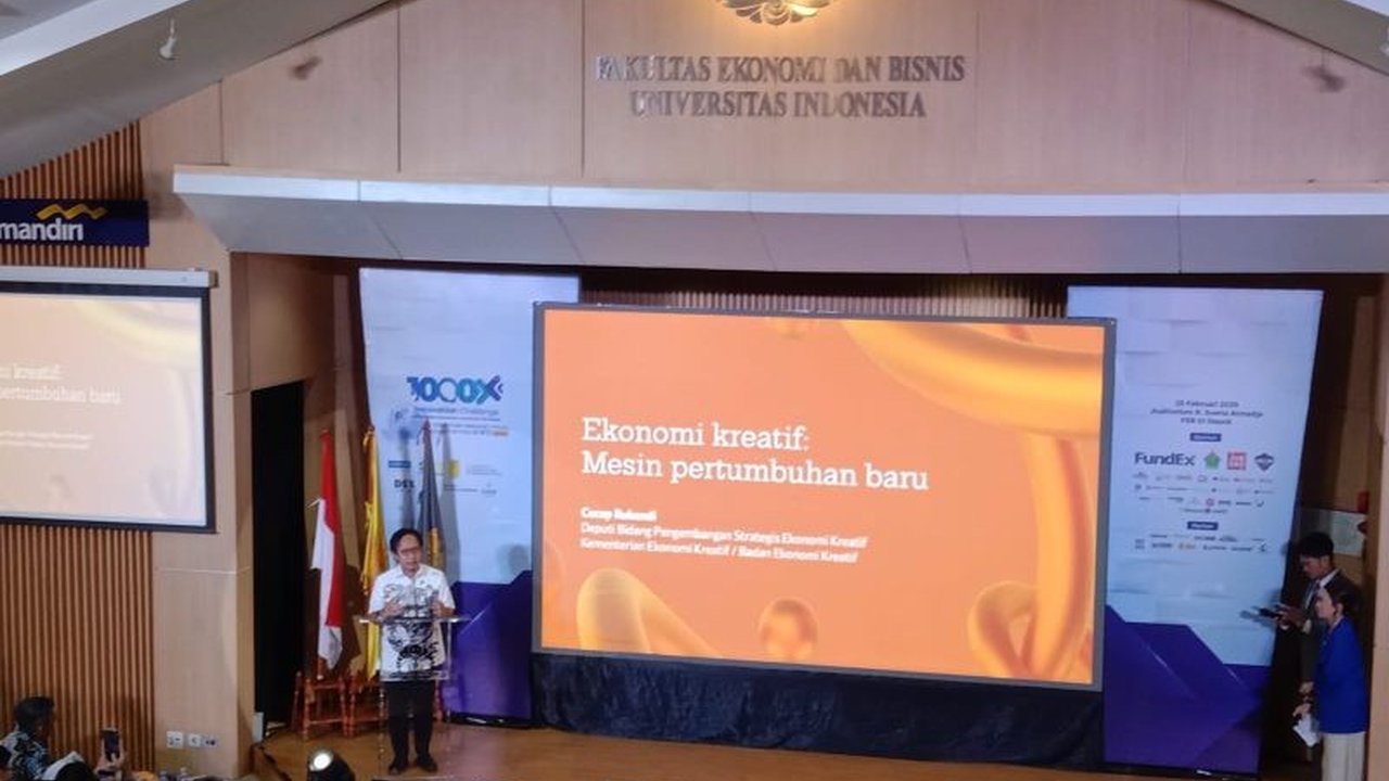 Grand Final 1000x Innovation Challenge 2025 di UI menampilkan solusi inovatif dari 315 tim mahasiswa se-Indonesia, menghasilkan 11 finalis terbaik yang berkesempatan meraih pendanaan dan mentorship.