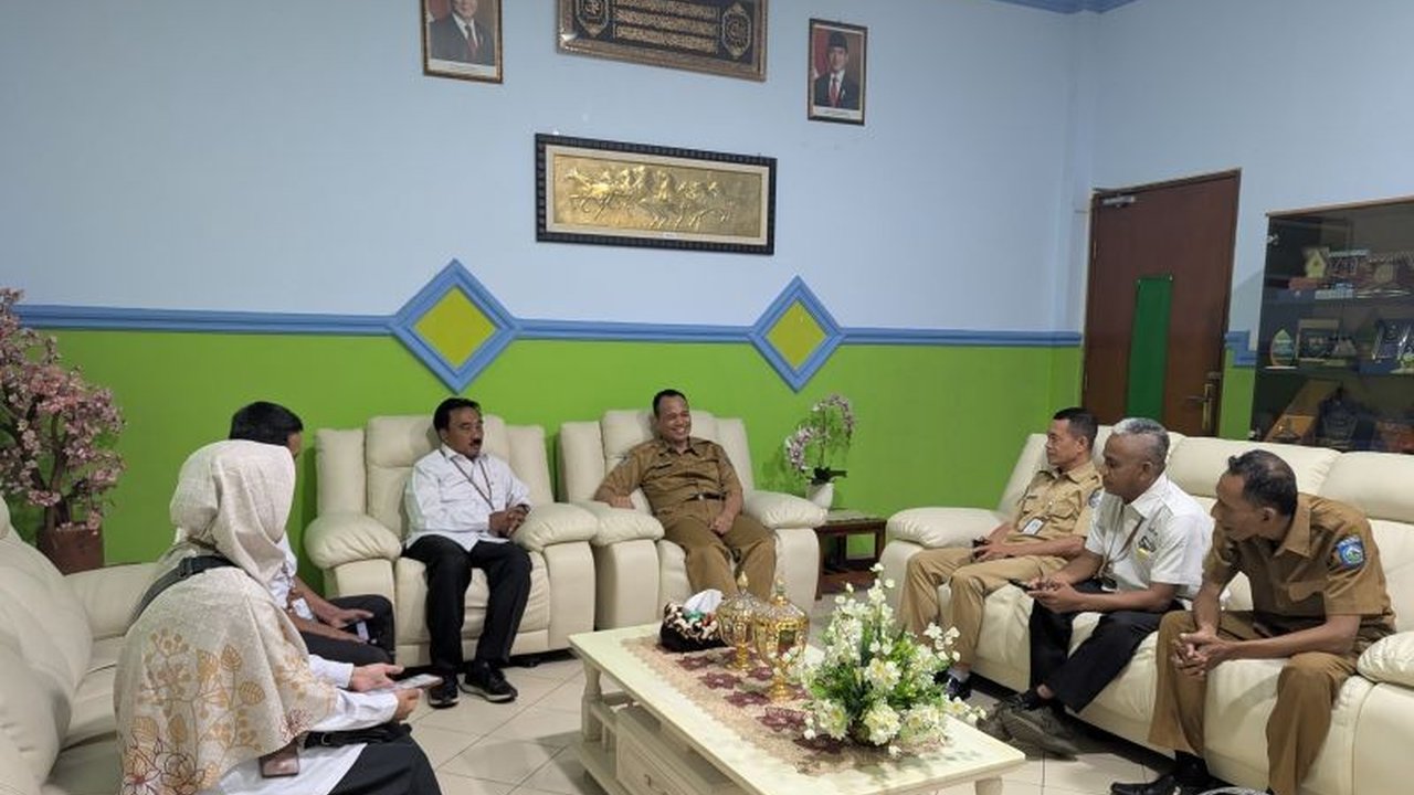 Dinas Sosial NTB dan BPS berkolaborasi memperbaiki data kemiskinan melalui ground check untuk memastikan penyaluran bantuan sosial tepat sasaran dan sesuai Inpres Nomor 4/2025.