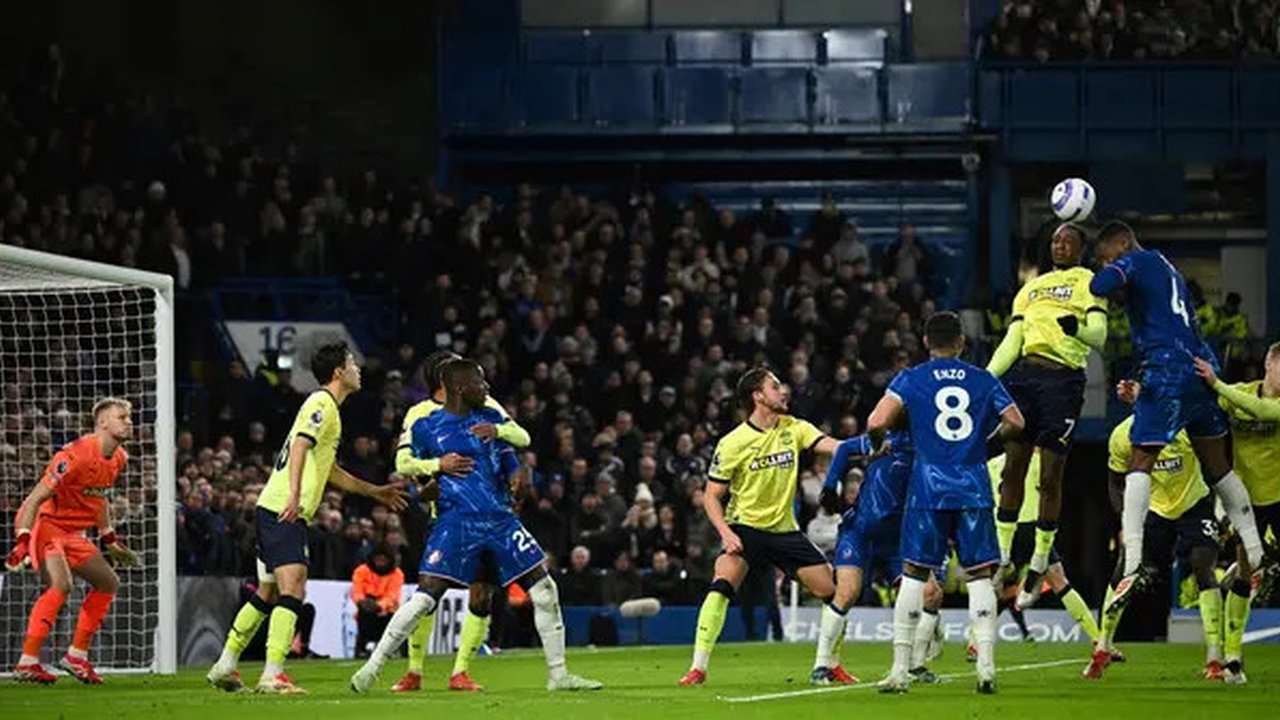 Chelsea ketika mengalahkan Southampton dengan skor 4-0 di ajang Liga Inggris 2024/2025. (JUSTIN TALLIS / AFP)