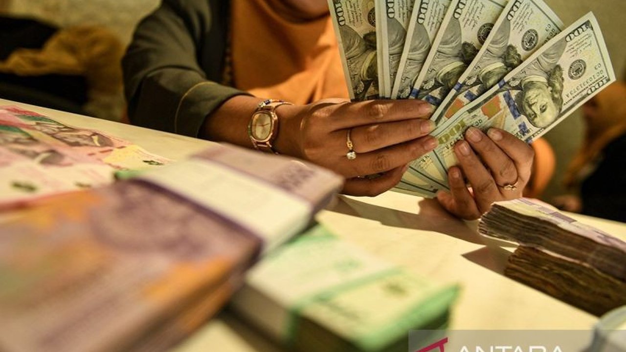 Rupiah Melemah: Kekhawatiran Ekonomi Global Tekan Kurs Dolar