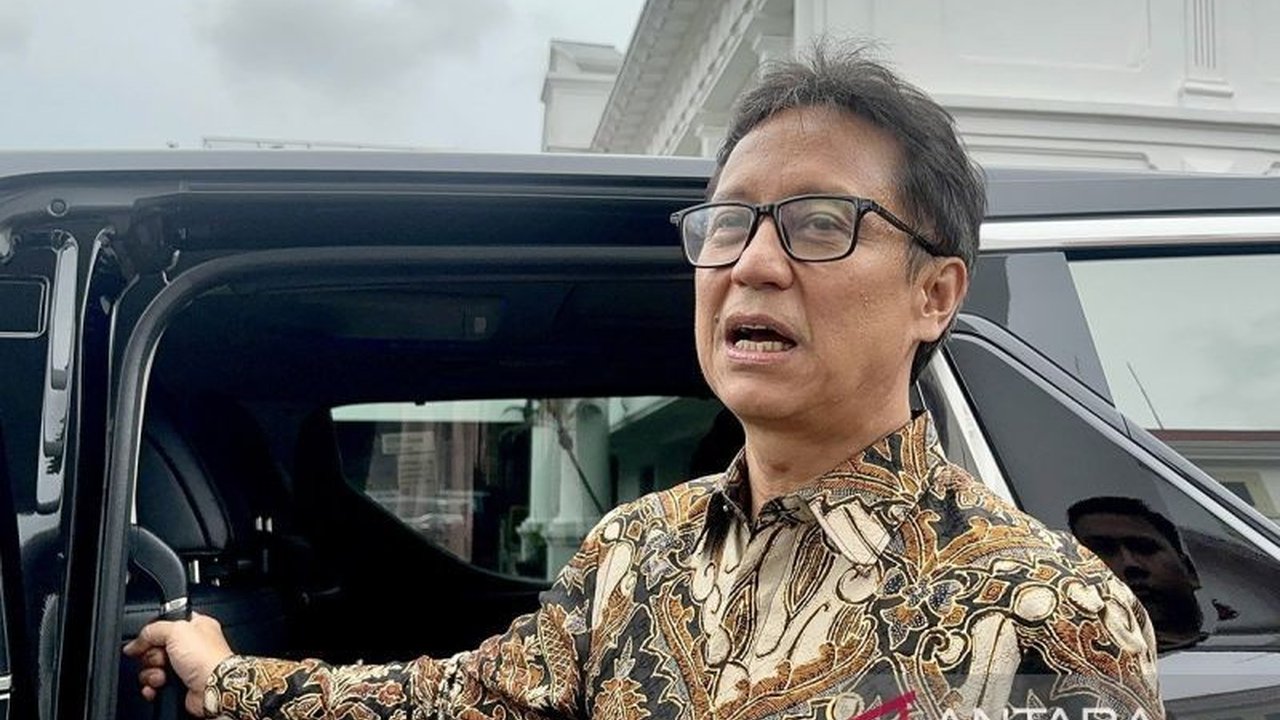 Layanan Cek Kesehatan Gratis tetap beroperasi selama Ramadhan, Kemenkes jamin vaksin haji tersedia, dan PMI pastikan stok darah aman.