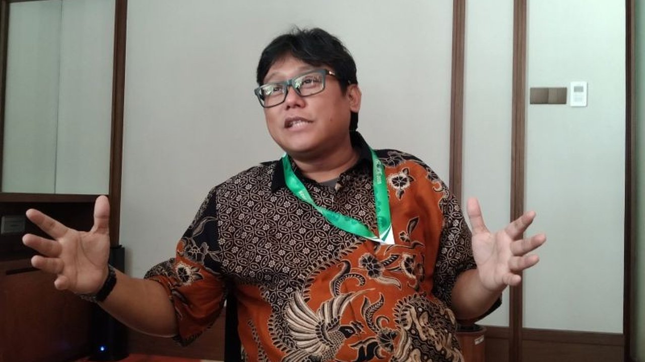 WWF Indonesia menyambut baik peluncuran kebijakan dan panduan keuangan berkelanjutan oleh regulator, menyebutnya sebagai langkah penting dalam pengelolaan risiko iklim dan mendorong pembiayaan hijau.