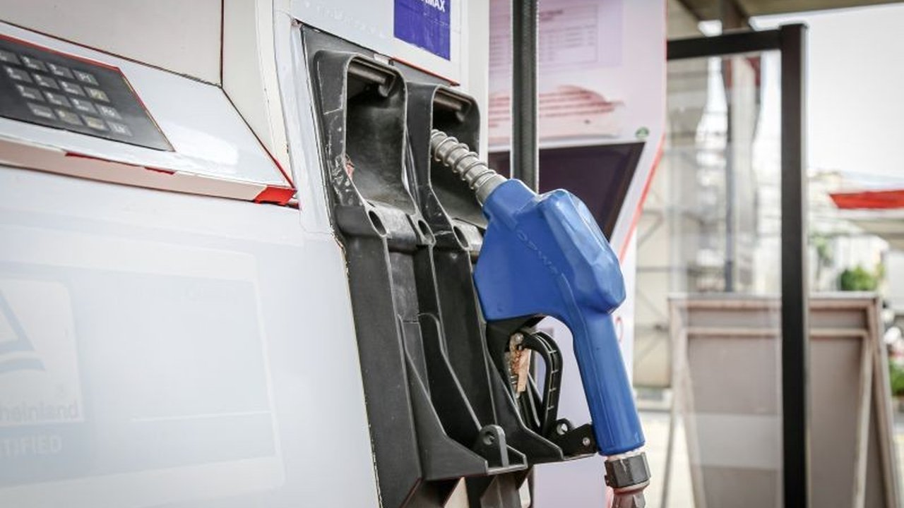 Himpunan Pertashop Merah Putih Indonesia (HPMPI) mendesak Pertamina meningkatkan pengawasan distribusi BBM dan elpiji pasca tersandungnya kasus hukum salah satu petinggi BUMN tersebut, demi ketersediaan energi yang merata.