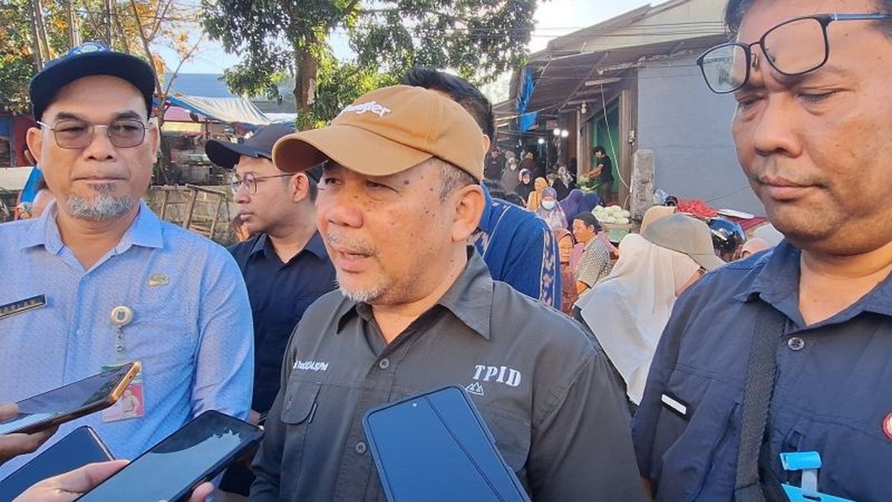 Tim Pengendalian Inflasi Daerah (TPID) Provinsi Kepulauan Bangka Belitung melaporkan kenaikan signifikan harga cabai di Pasar Pangkalpinang menjelang Ramadhan, sementara harga bahan pokok lain relatif stabil.