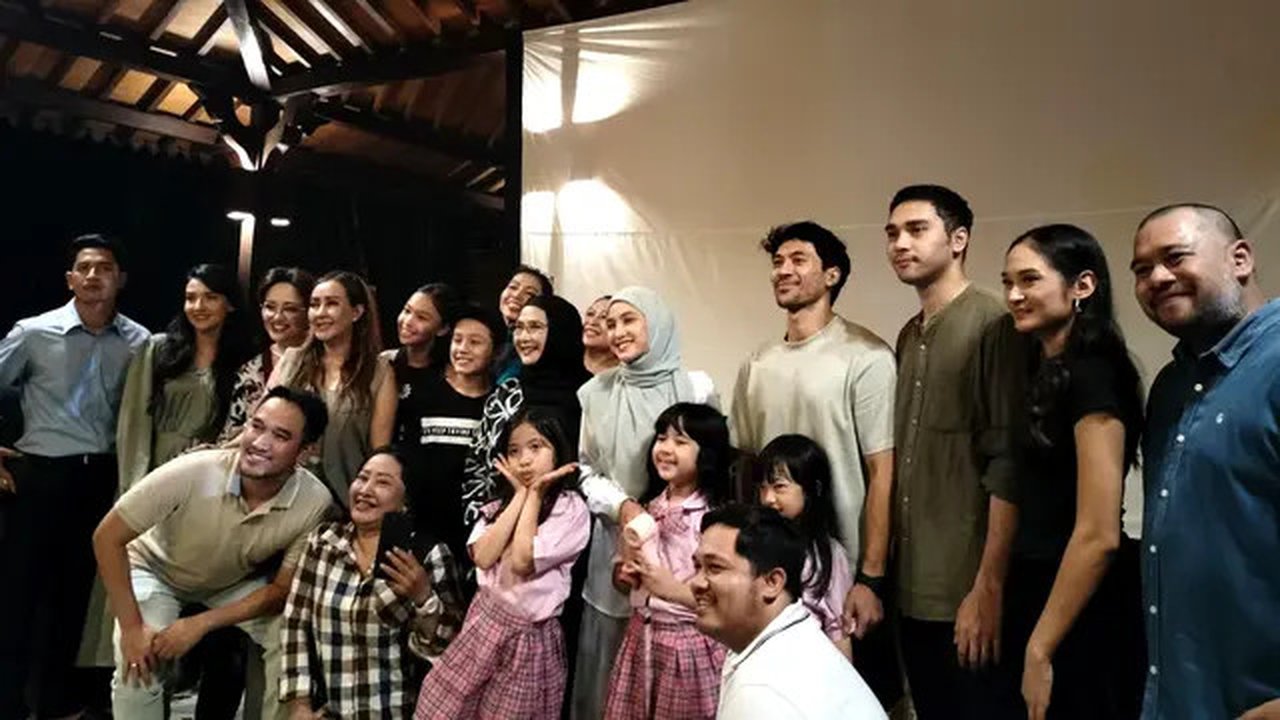 Para pemain Cinta di Ujung Sajadah. (Foto: Liputan6.com/Rahmadina Sundari)