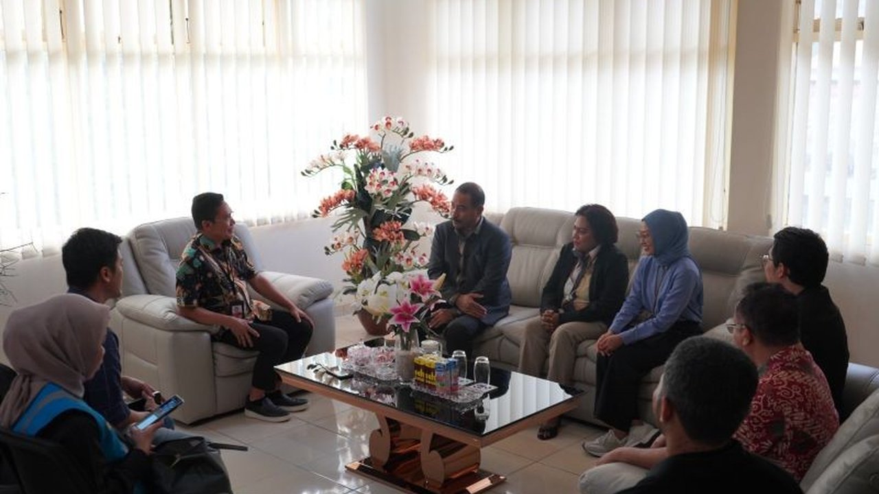 PLN Jamin Pasokan Listrik Andal di Ambon Jelang Ramadhan 2025